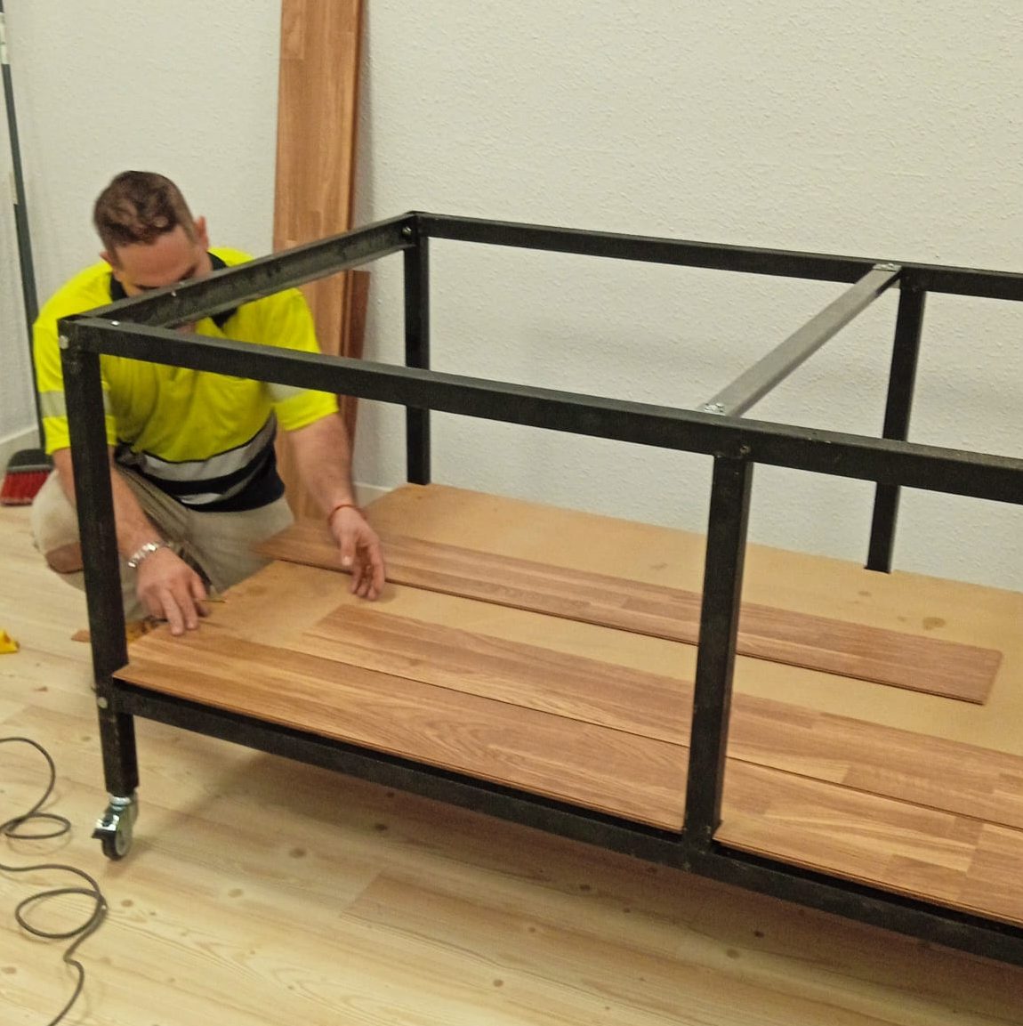 montaje de mobiliario